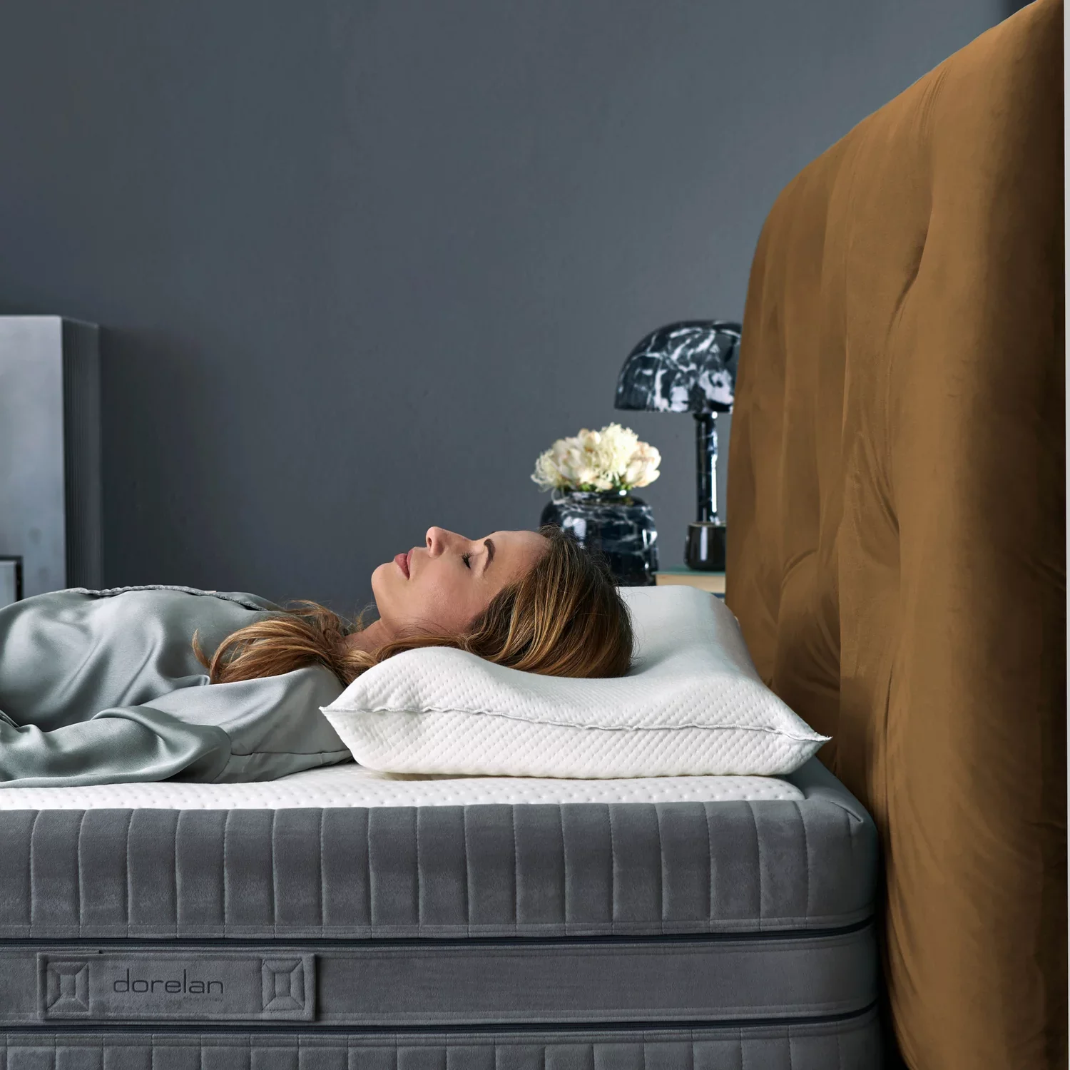 SHADOW PILLOW - Image 4